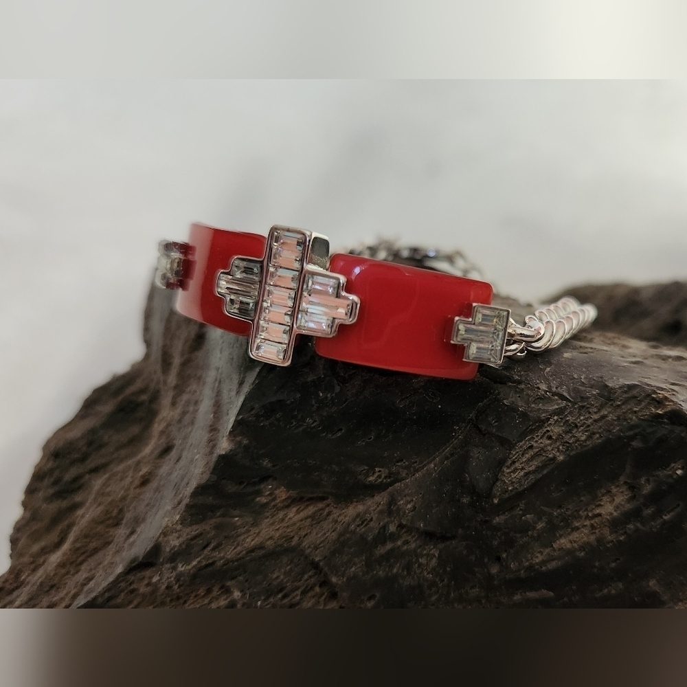 NWT Lia Sophia "Color Coded" Fushia Cut Crystal and Silver Bracelet